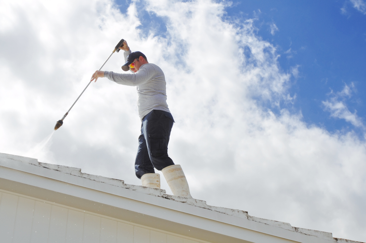 Read more about the article Roof Maintenance Guide: Preserving Your Miami Home’s Integrity Under the Sun